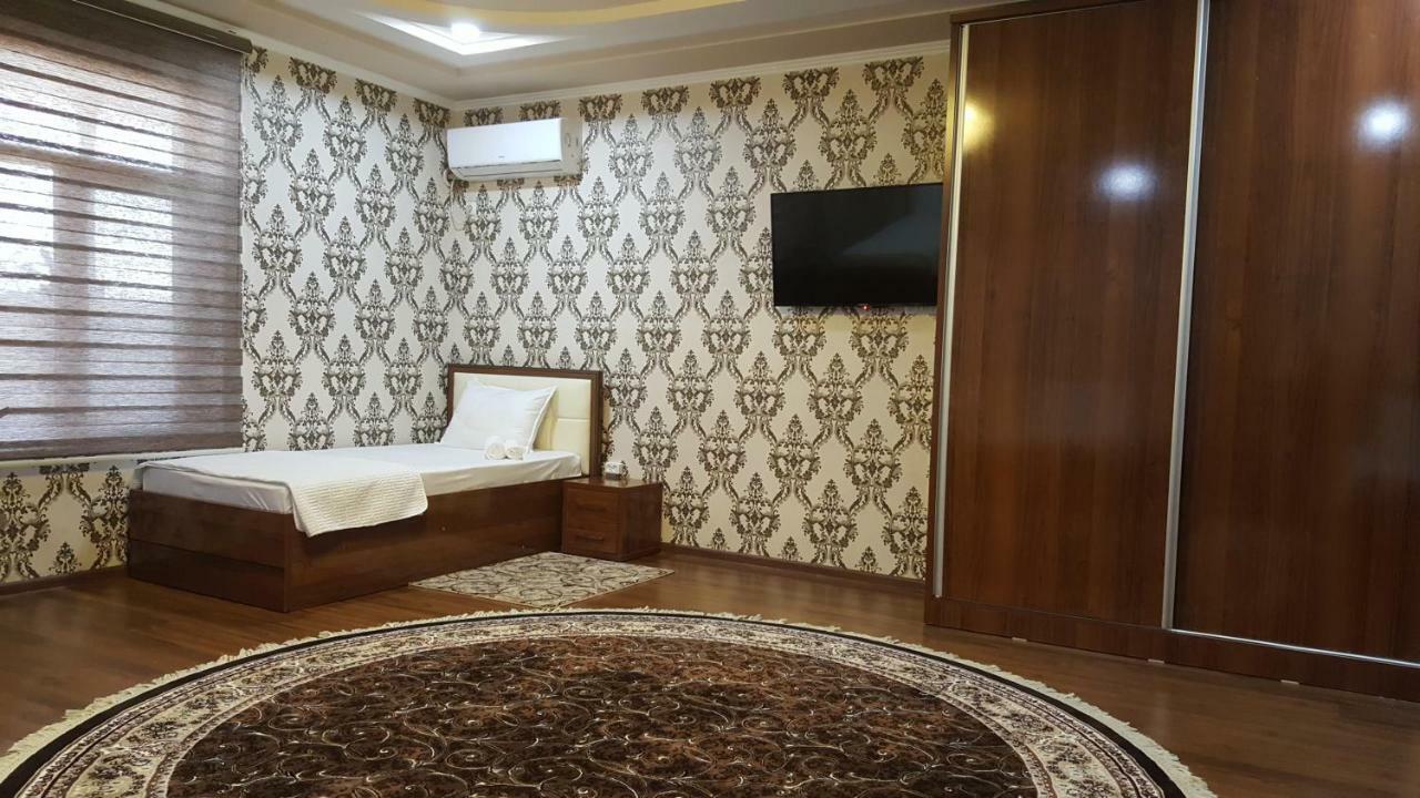 Rohat Hotel Kokand Eksteriør billede