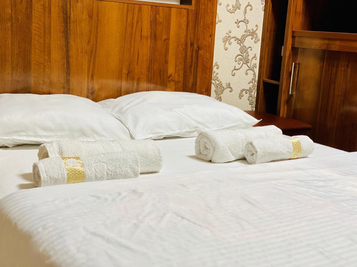 Rohat Hotel Kokand Eksteriør billede
